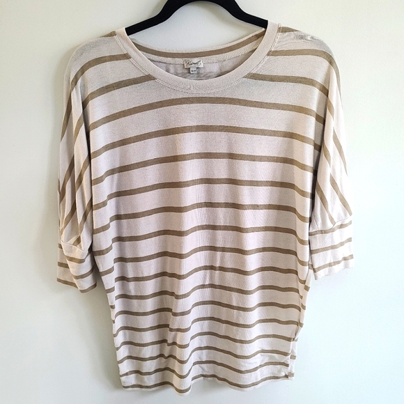 ✨️5 for $25✨️ Xs Kismet Striped Flowy 3/4 Sleeve Shirt - Picture 1 of 3